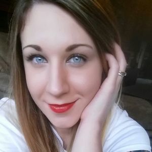 Meet your Posher, Colleen